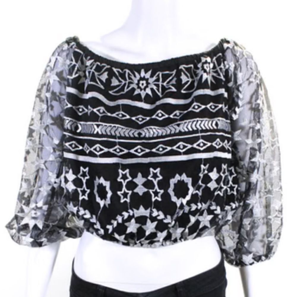 Jen's Pirate Booty‎ Embroidered Long Sleeve Metallic Silver Off Shouder Top Boho